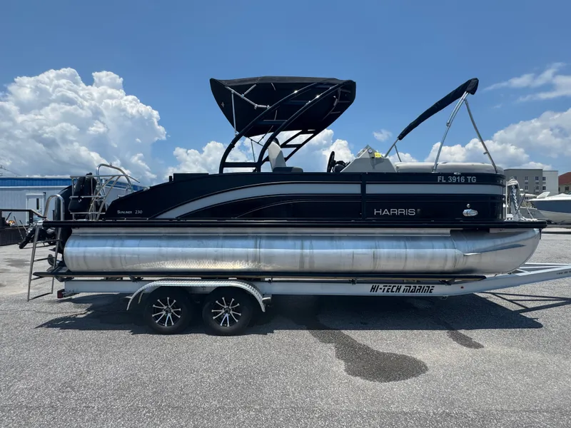 Slide: The Image of Harris Sunliner 230 Sport 2022 - 3