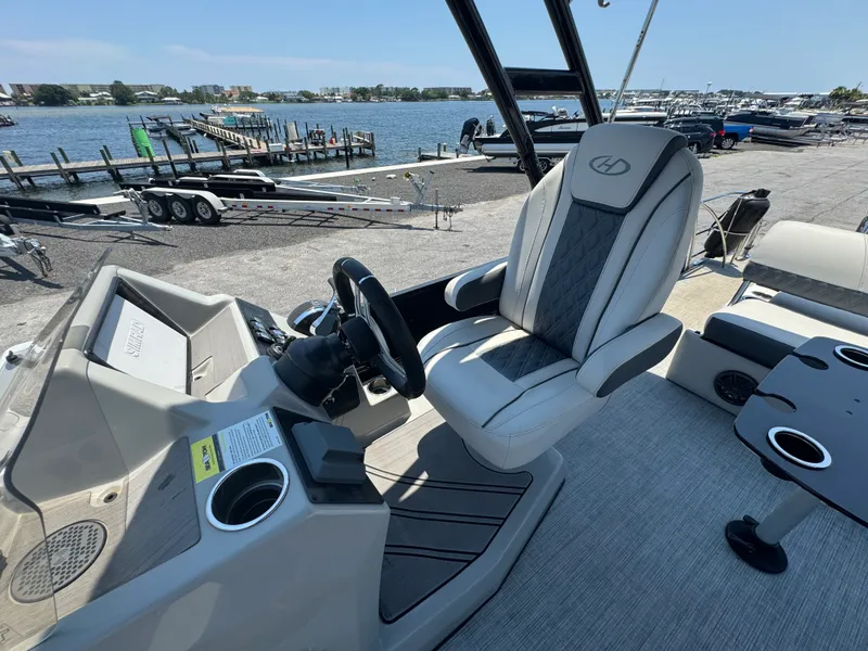 Slide: The Image of Harris Sunliner 230 Sport 2022 - 17