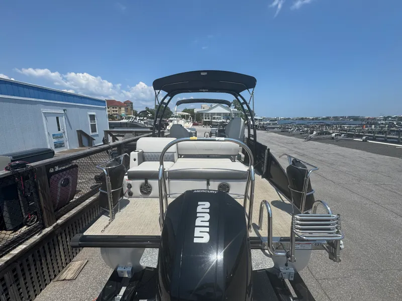 Slide: The Image of Harris Sunliner 230 Sport 2022 - 8