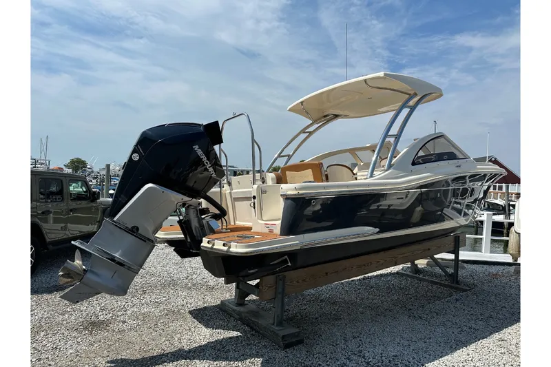 Slide: The Image of Scout 235 DORADO 2021 - 5