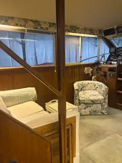 Slide: The Image of Chris-Craft 426 CATALINA 1985 - 20