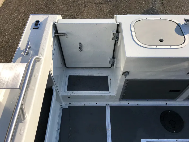 Slide: The Image of North River 22 Seahawk 2026 - 19