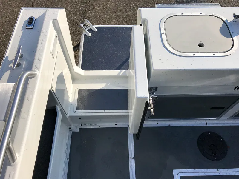 Slide: The Image of North River 22 Seahawk 2026 - 20