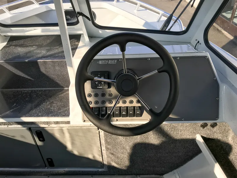 Slide: The Image of North River 22 Seahawk 2026 - 8