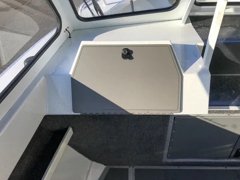 Slide: The Image of North River 22 Seahawk 2026 - 9