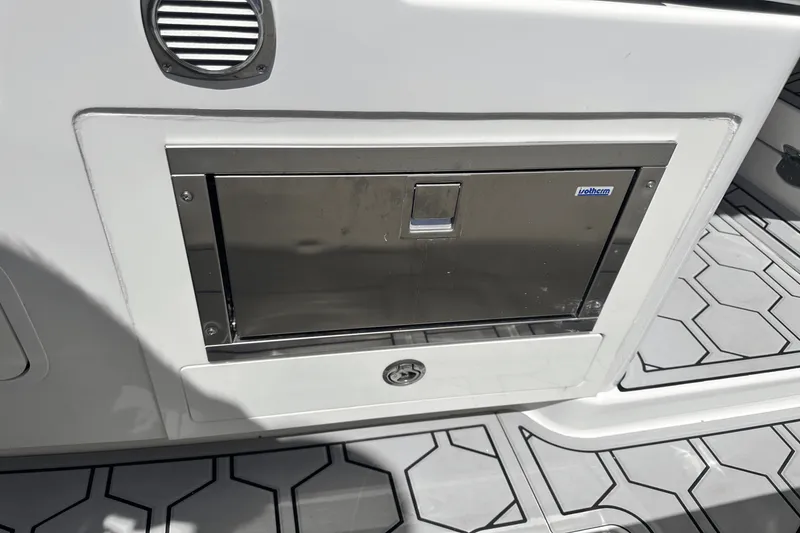 Slide: The Image of HCB SPECIALE 2019 - 20