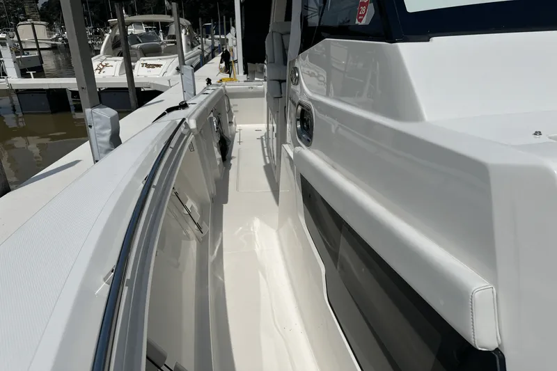 Slide: The Image of Pursuit S 358 2025 - 34