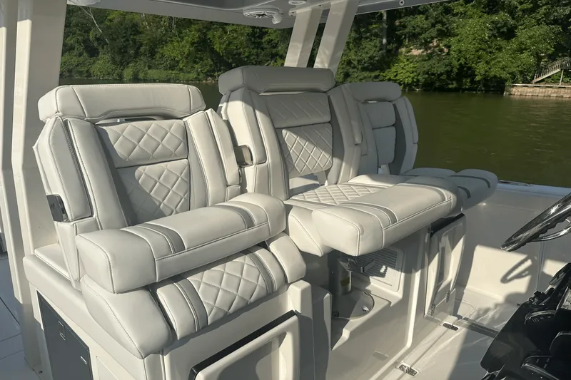 Slide: The Image of Pursuit S 358 2025 - 4