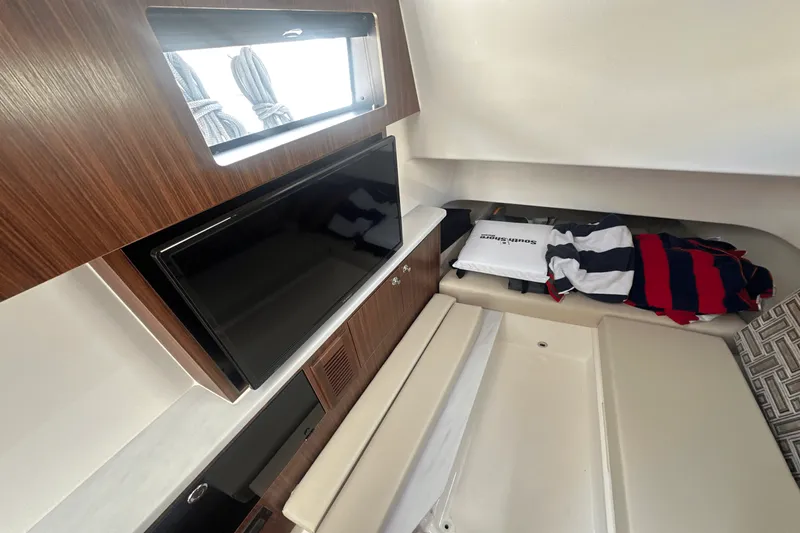 Slide: The Image of Pursuit S 358 2025 - 44