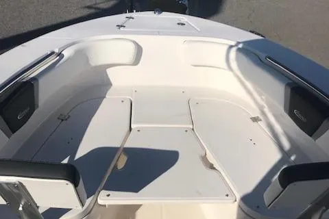 Slide: The Image of 2024 Robalo R200 Center Console boat bow seating area. - 10