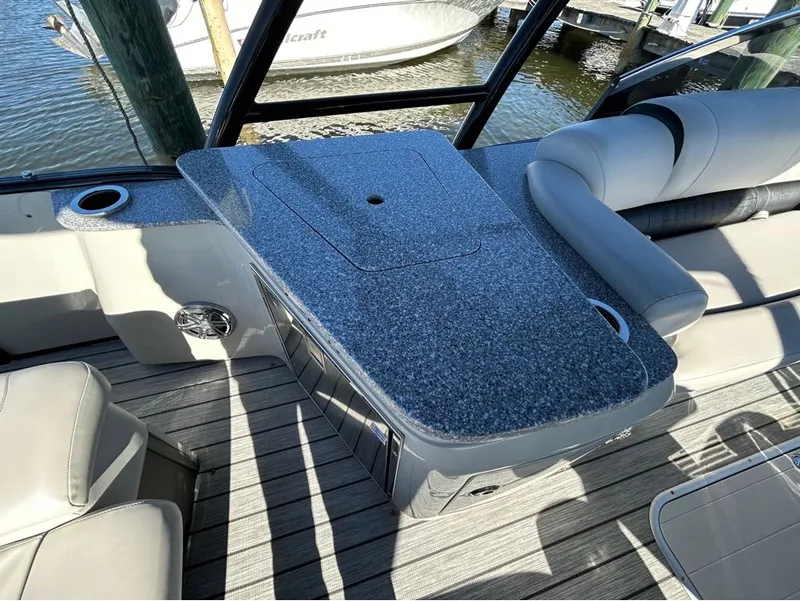 Slide: The Image of Avalon CATALINA PLATINUM 2020 - 14