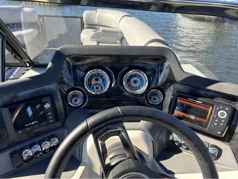 Slide: The Image of Avalon CATALINA PLATINUM 2020 - 7
