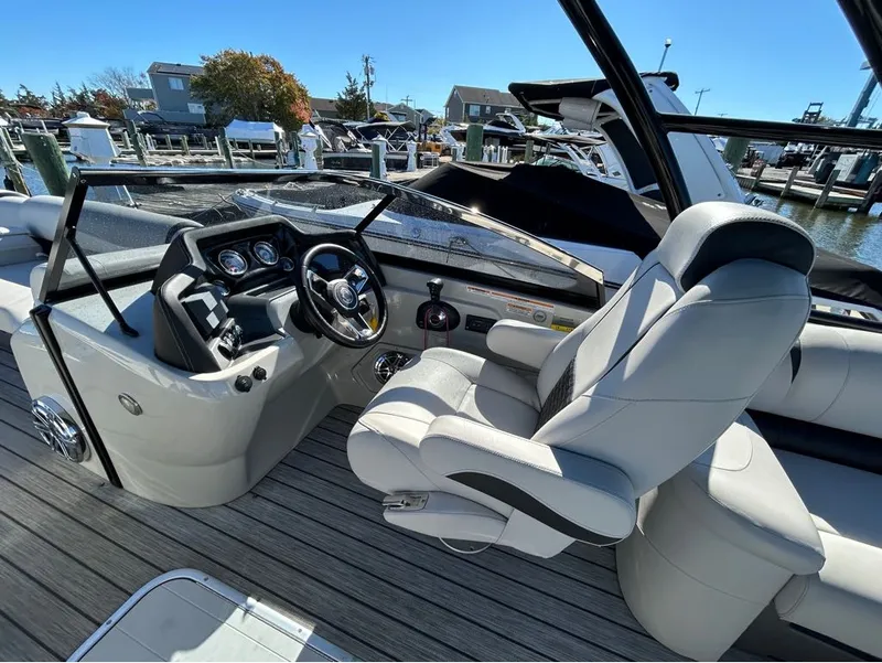 Slide: The Image of Avalon CATALINA PLATINUM 2020 - 8