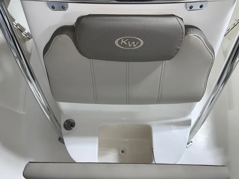 Slide: The Image of 2024 Key West 219 FS boat seat and console detail. - 20