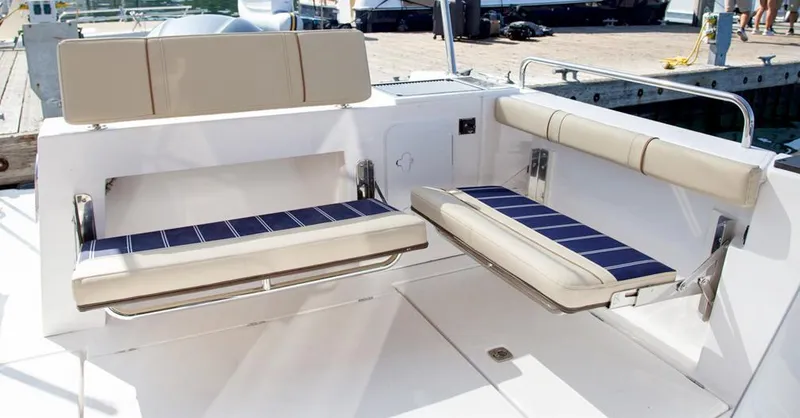 Slide: The Image of 2021 Ranger Tugs R-25 - Cockpit seats - 12