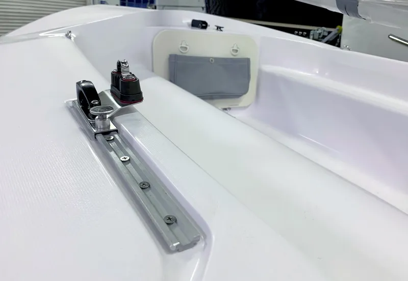 Slide: The Image of 2021 Catalina 14.2 - Jib sheet tracks - 6