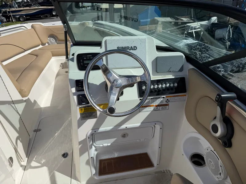 Slide: The Image of Nautic Star 2302LDC 2019 - 2