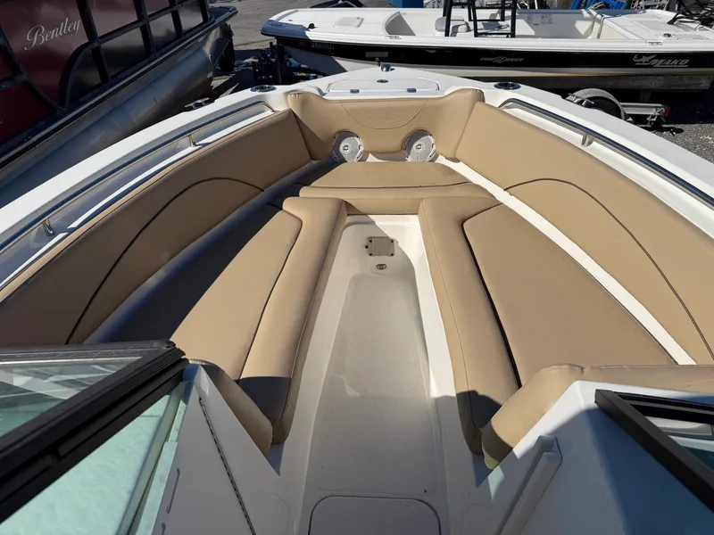 Slide: The Image of Nautic Star 2302LDC 2019 - 3