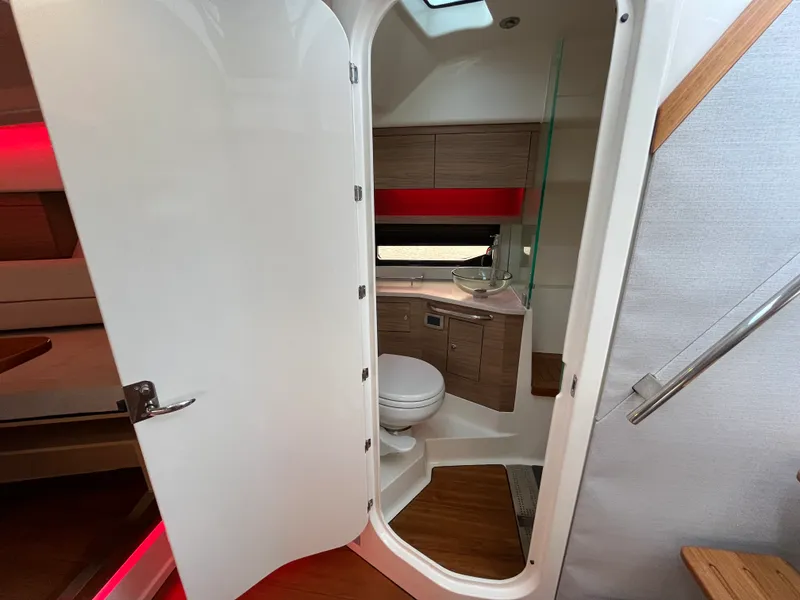 Slide: The Image of Boston Whaler 365 Conquest 2026 - 42