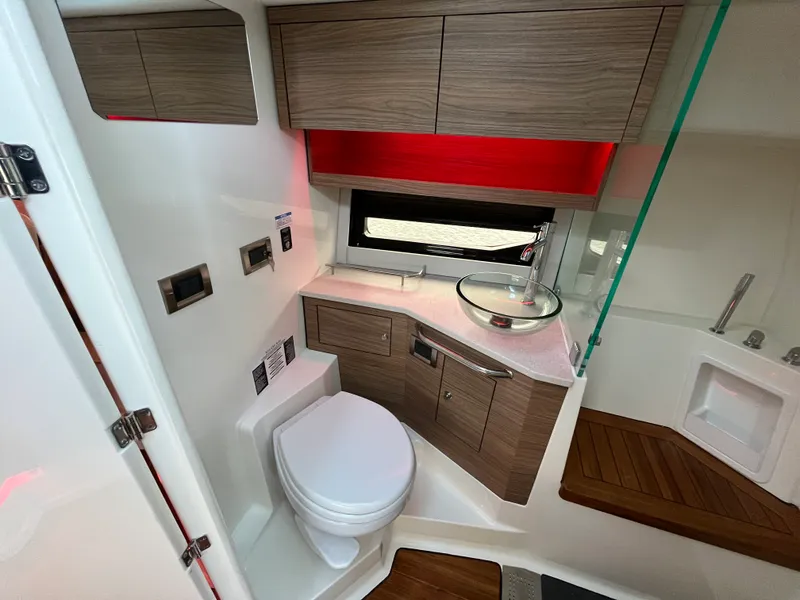 Slide: The Image of Boston Whaler 365 Conquest 2026 - 45