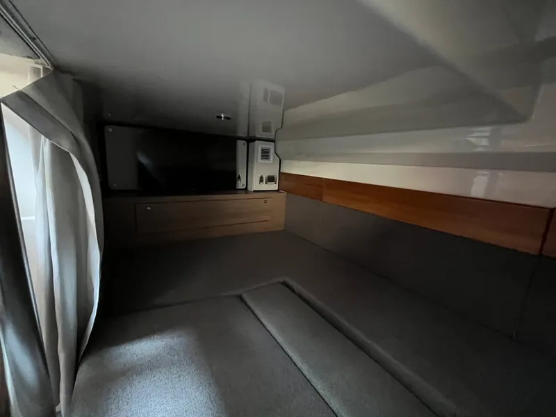 Slide: The Image of Boston Whaler 365 Conquest 2026 - 49