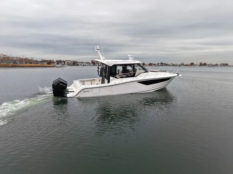Slide: The Image of Boston Whaler 365 Conquest 2026 - 5