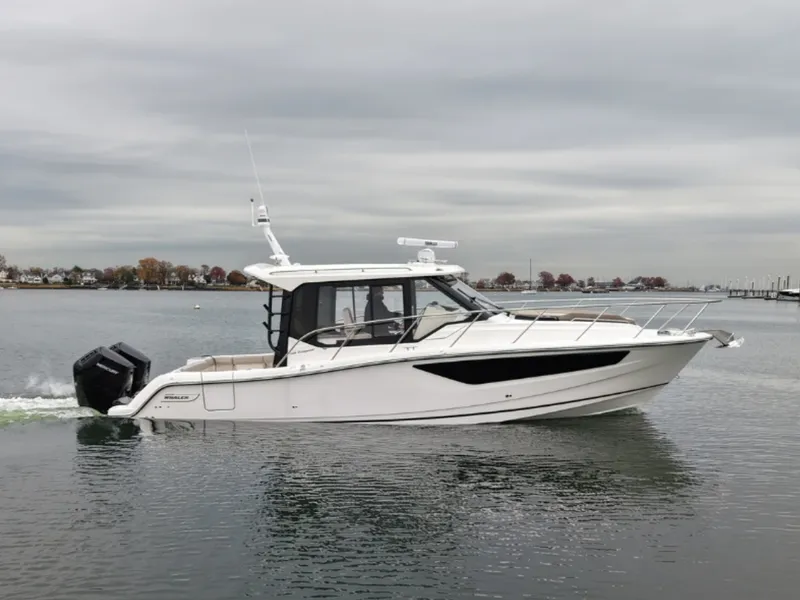 The Image of Boston Whaler 365 Conquest 2026 - 0