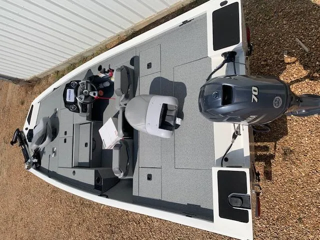 Slide: The Image of 2021 G3 Sportsman 1710 PFX fishing boat with Yamaha 70 outboard motor. - 3