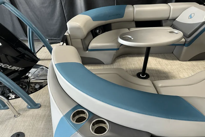 Slide: The Image of Forest River 500 2022 - 11