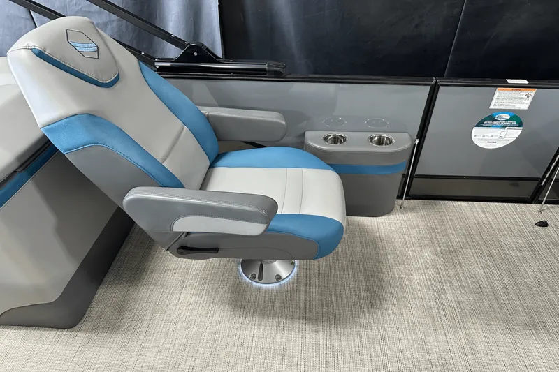 Slide: The Image of Forest River 500 2022 - 40