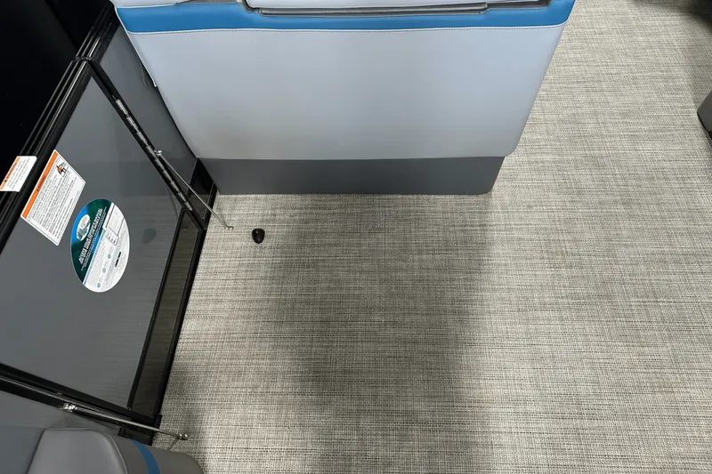 Slide: The Image of Forest River 500 2022 - 43