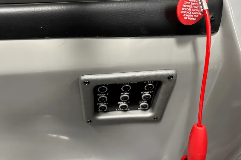 Slide: The Image of Forest River 500 2022 - 48