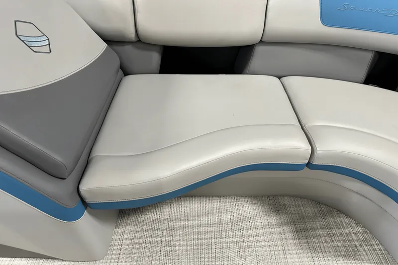 Slide: The Image of Forest River 500 2022 - 58