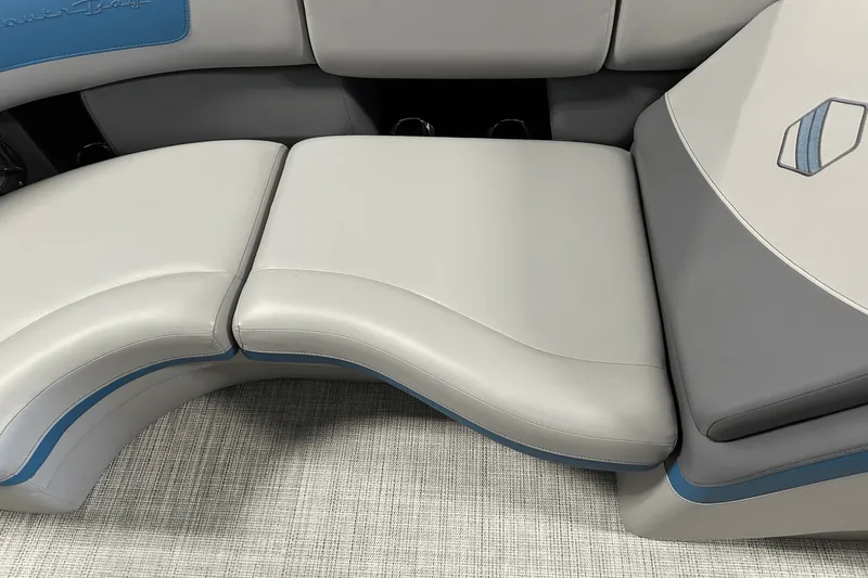 Slide: The Image of Forest River 500 2022 - 66