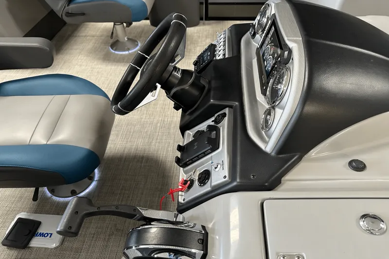 Slide: The Image of Forest River 500 2022 - 7