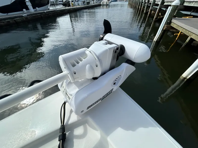 Slide: The Image of SeaVee 270Z 2017 - 20