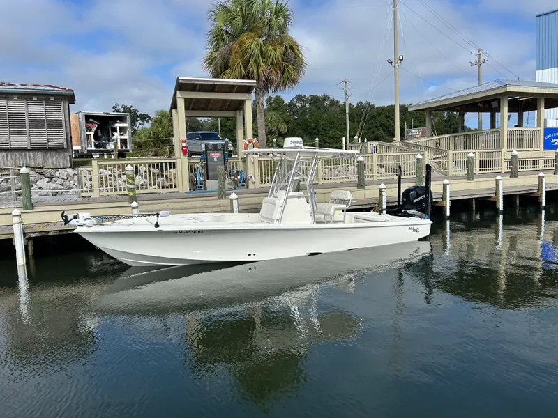 Slide: The Image of SeaVee 270Z 2017 - 4