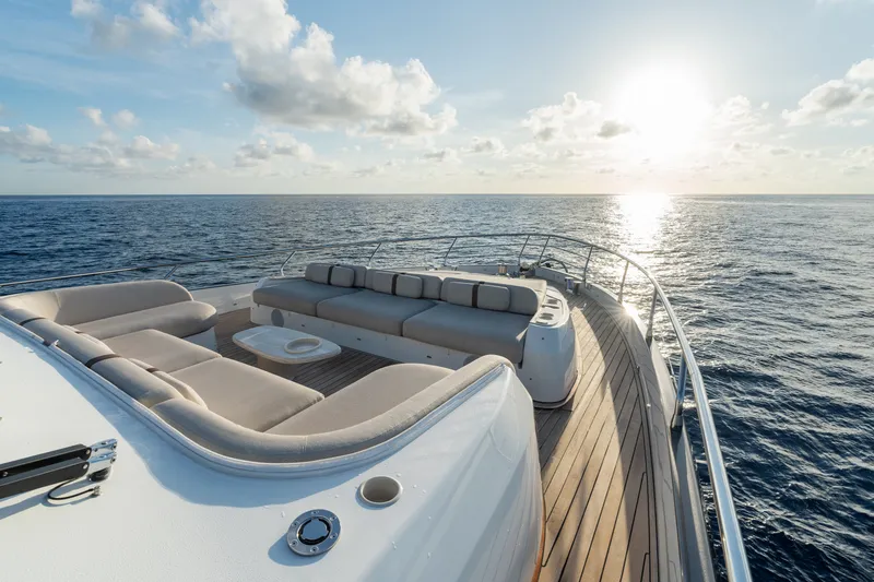 Slide: The Image of Azimut Fly 82 2027 - 26