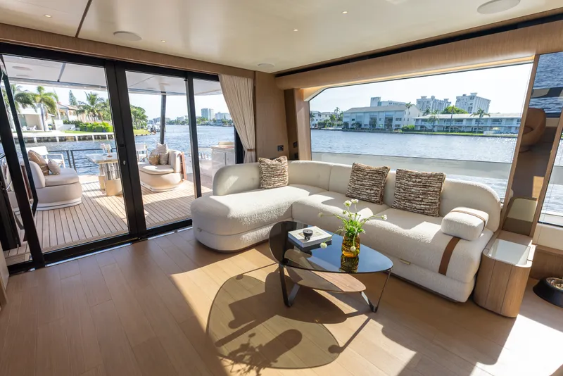 Slide: The Image of Azimut Fly 82 2027 - 47