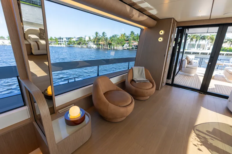 Slide: The Image of Azimut Fly 82 2027 - 46