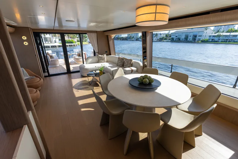 Slide: The Image of Azimut Fly 82 2027 - 50