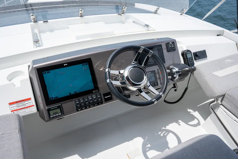 Slide: The Image of Galeon 510 SKY 2022 - 47