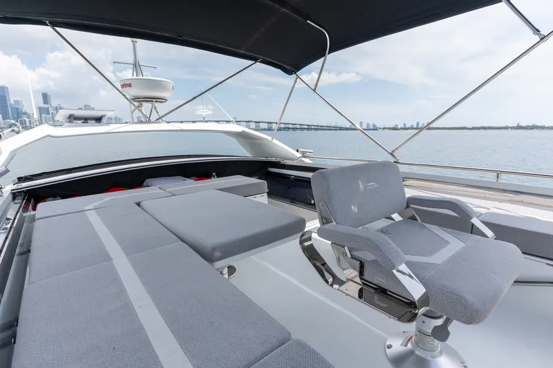 Slide: The Image of Galeon 510 SKY 2022 - 49
