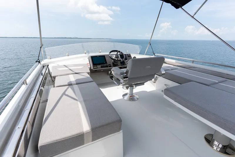 Slide: The Image of Galeon 510 SKY 2022 - 46