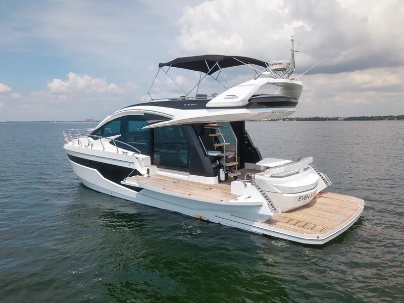 Slide: The Image of Galeon 510 SKY 2022 - 57