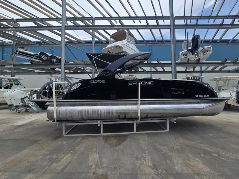 The Image of Harris 250 CROWNE 2021 - 0