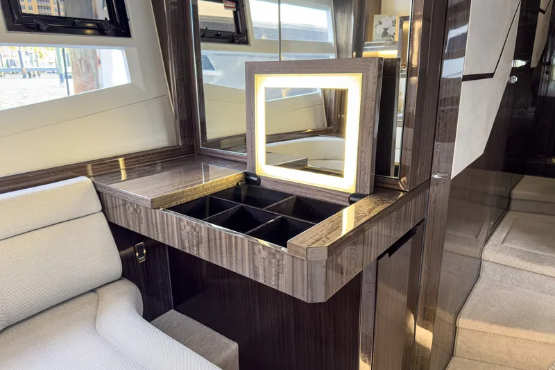 Slide: The Image of Galeon 550 Fly 2022 - 49