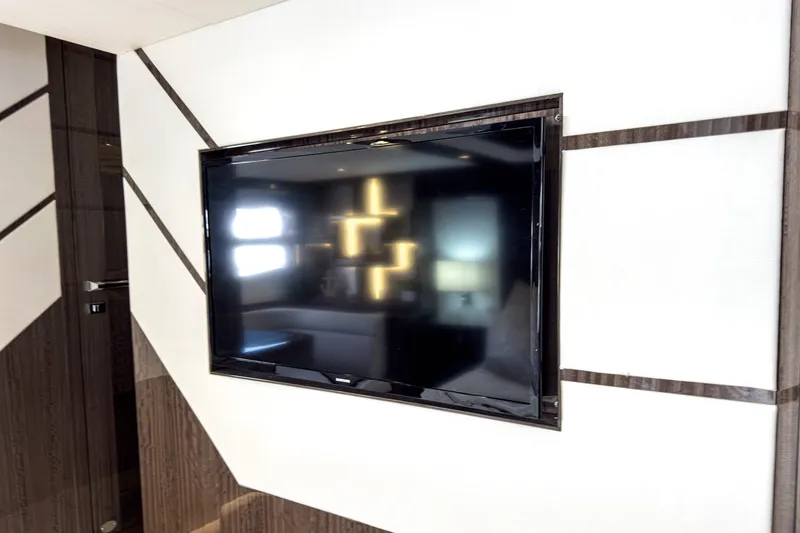 Slide: The Image of Galeon 550 Fly 2022 - 56