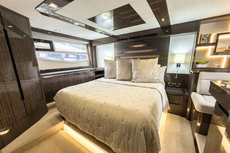 Slide: The Image of Galeon 550 Fly 2022 - 45