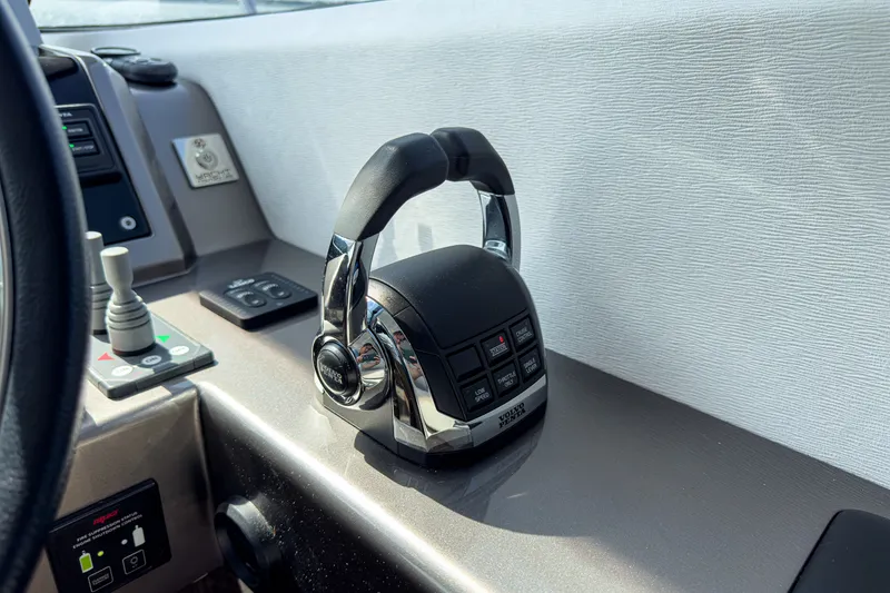 Slide: The Image of Galeon 550 Fly 2022 - 66